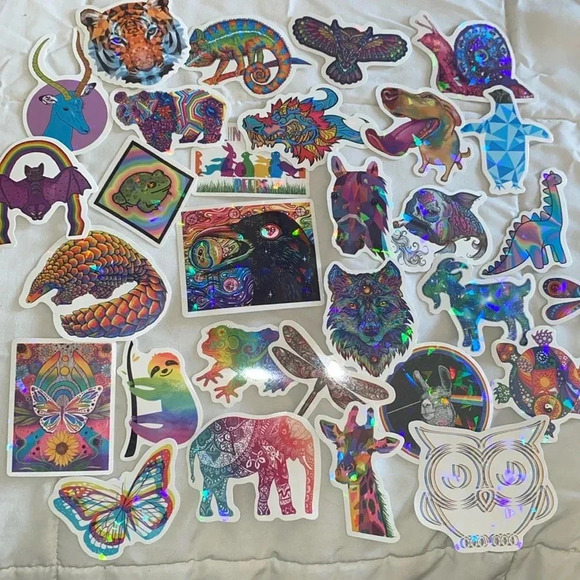 💚 Mystery Trippy Psychedelic Animal Stickers 2-4 Inches - Picture 1 of 2